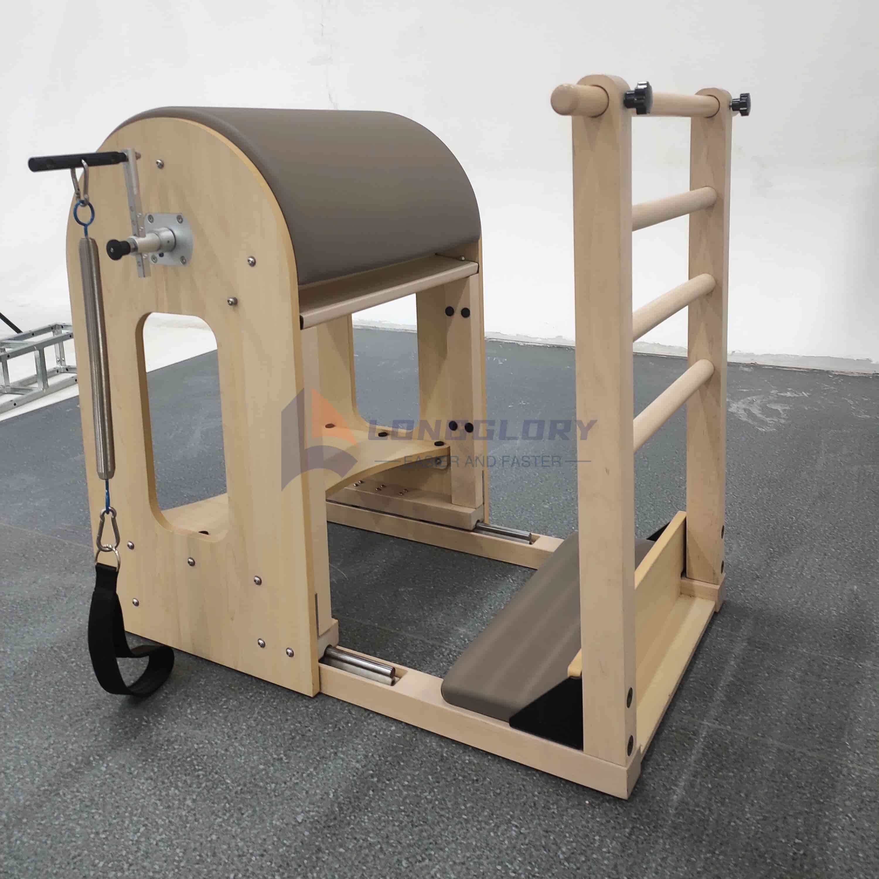 Adjustable Maple Wood Ladder Barrel