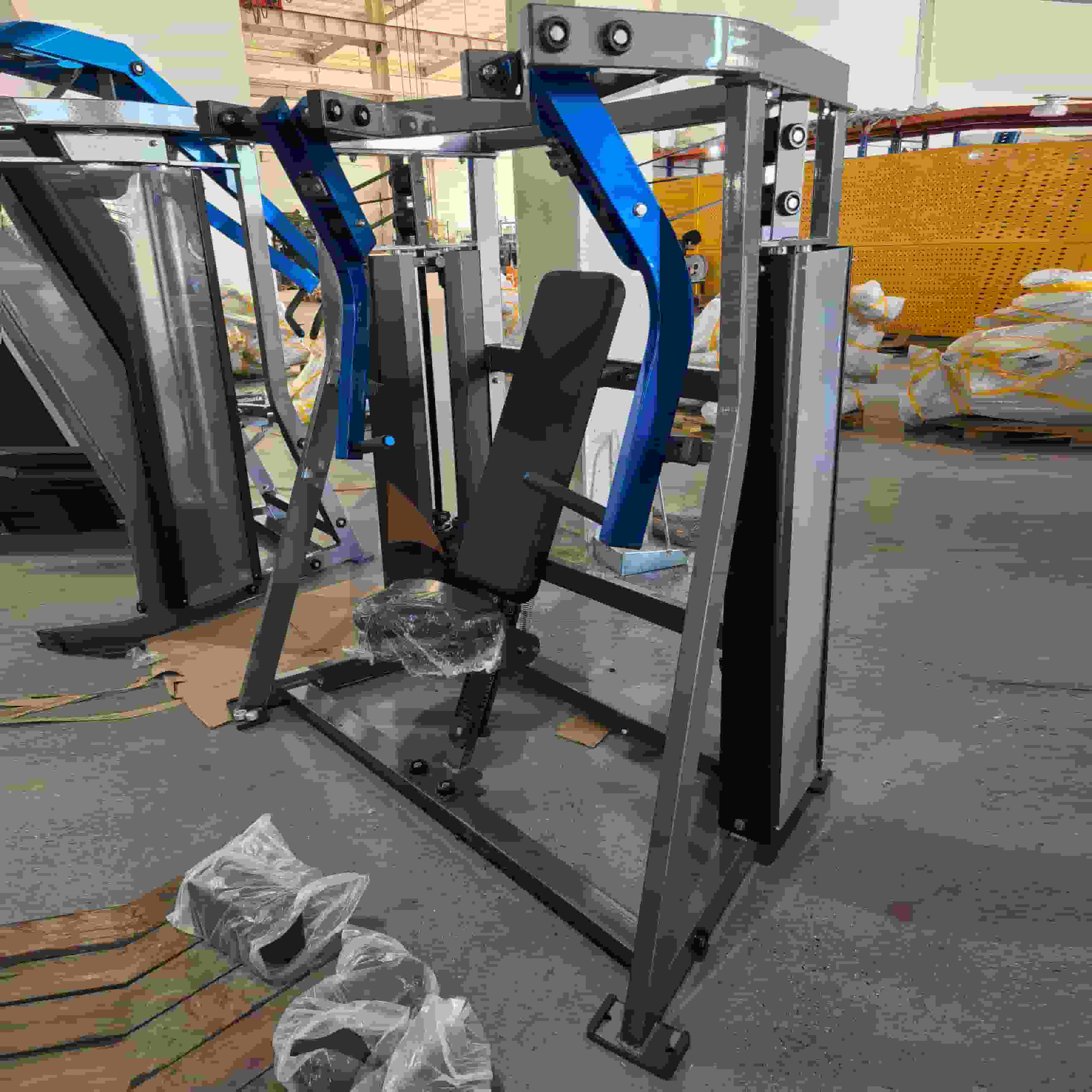 पिन लोड केलेले डिक्लाइन चेस्ट प्रेस